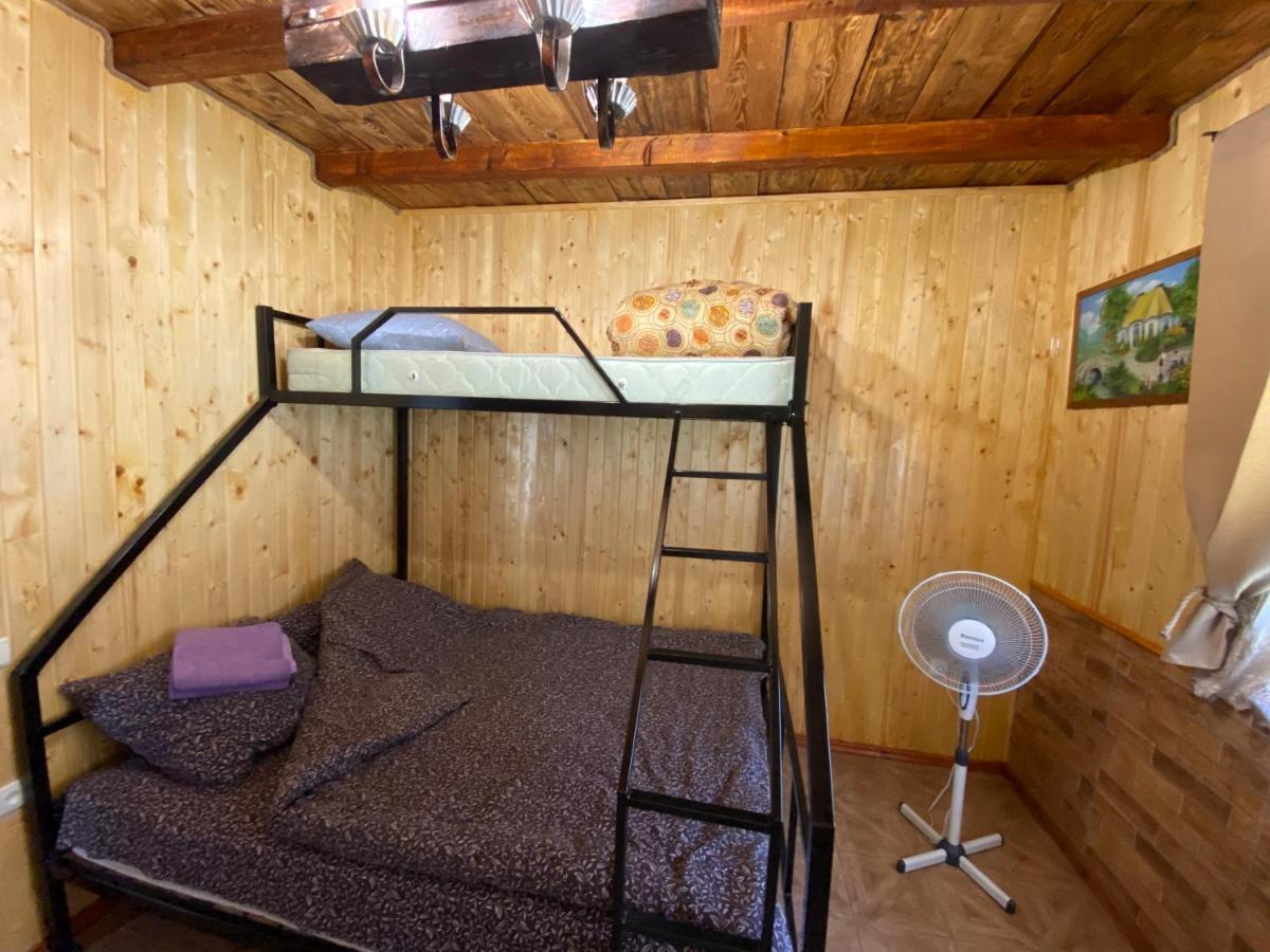 Ferienwohnung Сердце Каньона Kamjanez-Podilskyj Zimmer foto