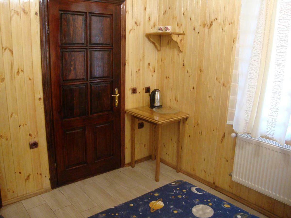 Ferienwohnung Сердце Каньона Kamjanez-Podilskyj Exterior foto